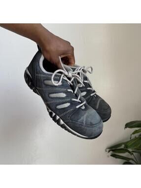 Vintage Rockport Works Gorpcore Suede hiking Shoes Men’s size 8.5W Women’s 9.5